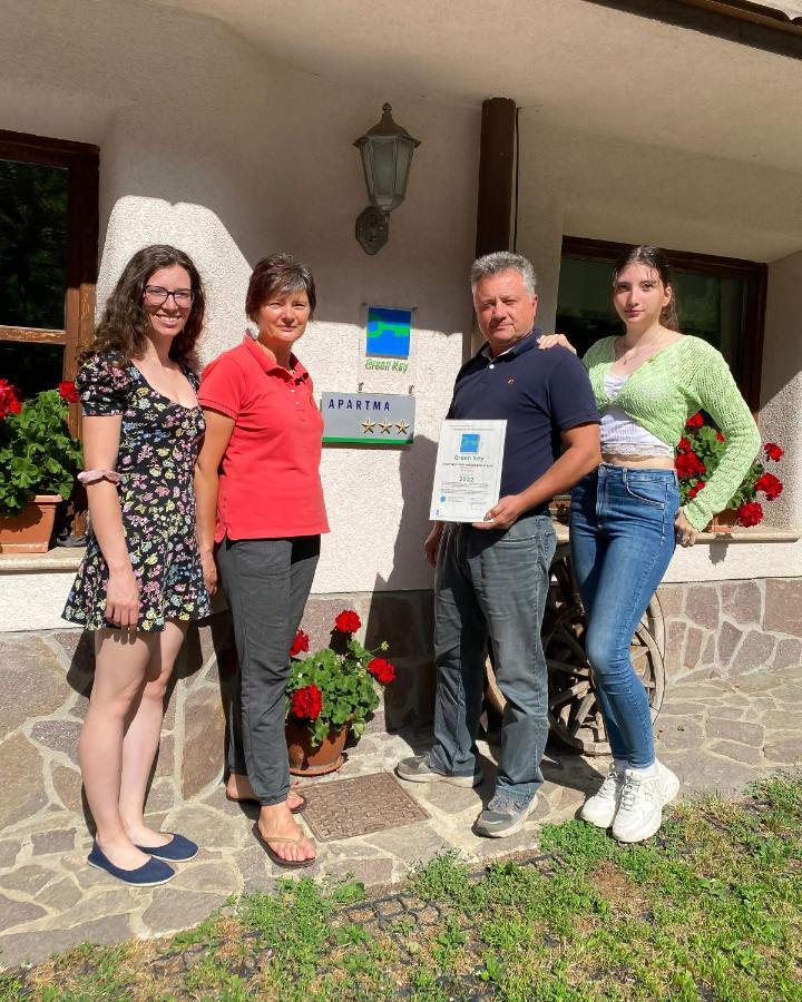 Apartments Pod Macesnovo Streho Solčava المظهر الخارجي الصورة